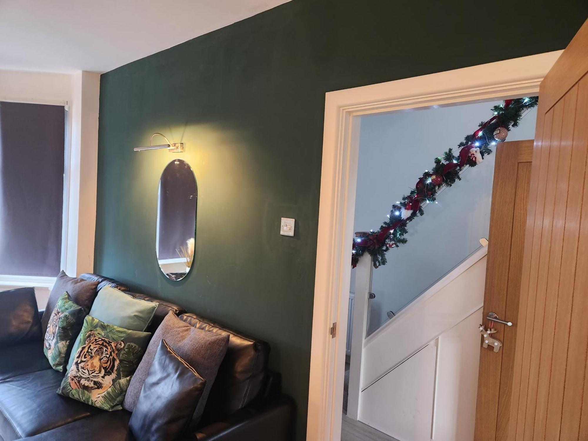 Sheldon House 3 Bed Cosy Home Nr Jlr & Nec Bagian luar foto